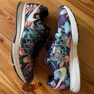 Nike Air Zoom Pegasus 32 Floral